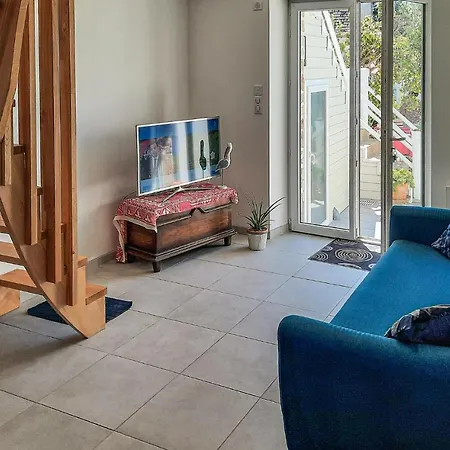 4 Bedroom In